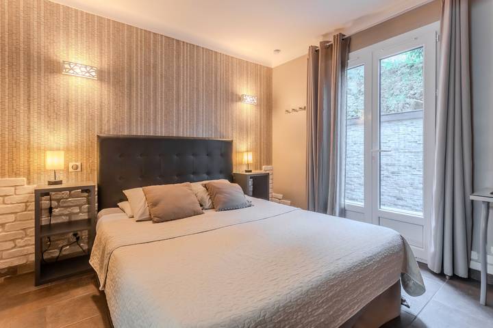 Location de vacances pour 2 personnes, avec jardin à Roquebrune-sur-Argens