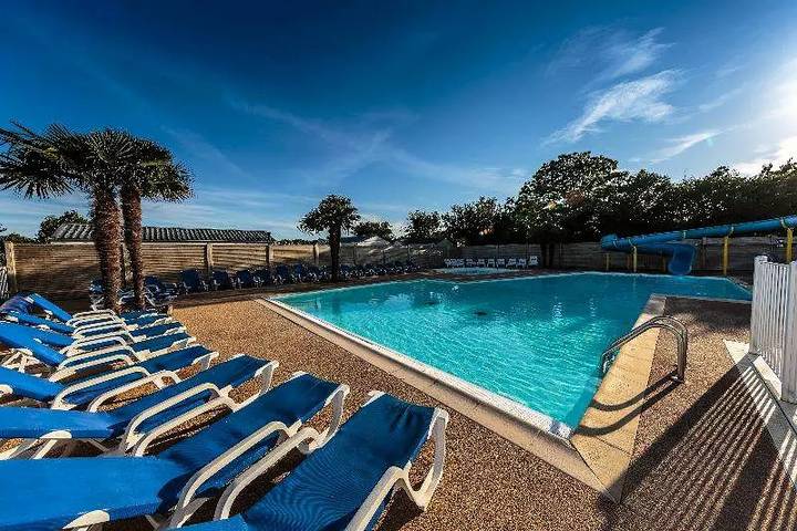 Camping voor 4 personen, met Zwembad in Concarneau