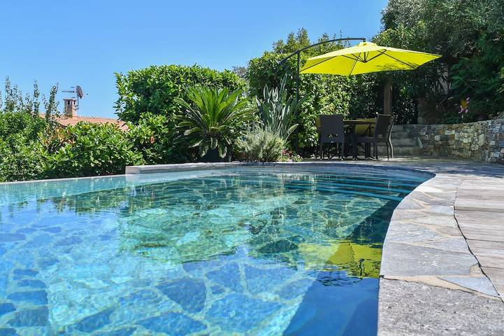 Villa pour 8 personnes, avec jardin, animaux acceptés - 1