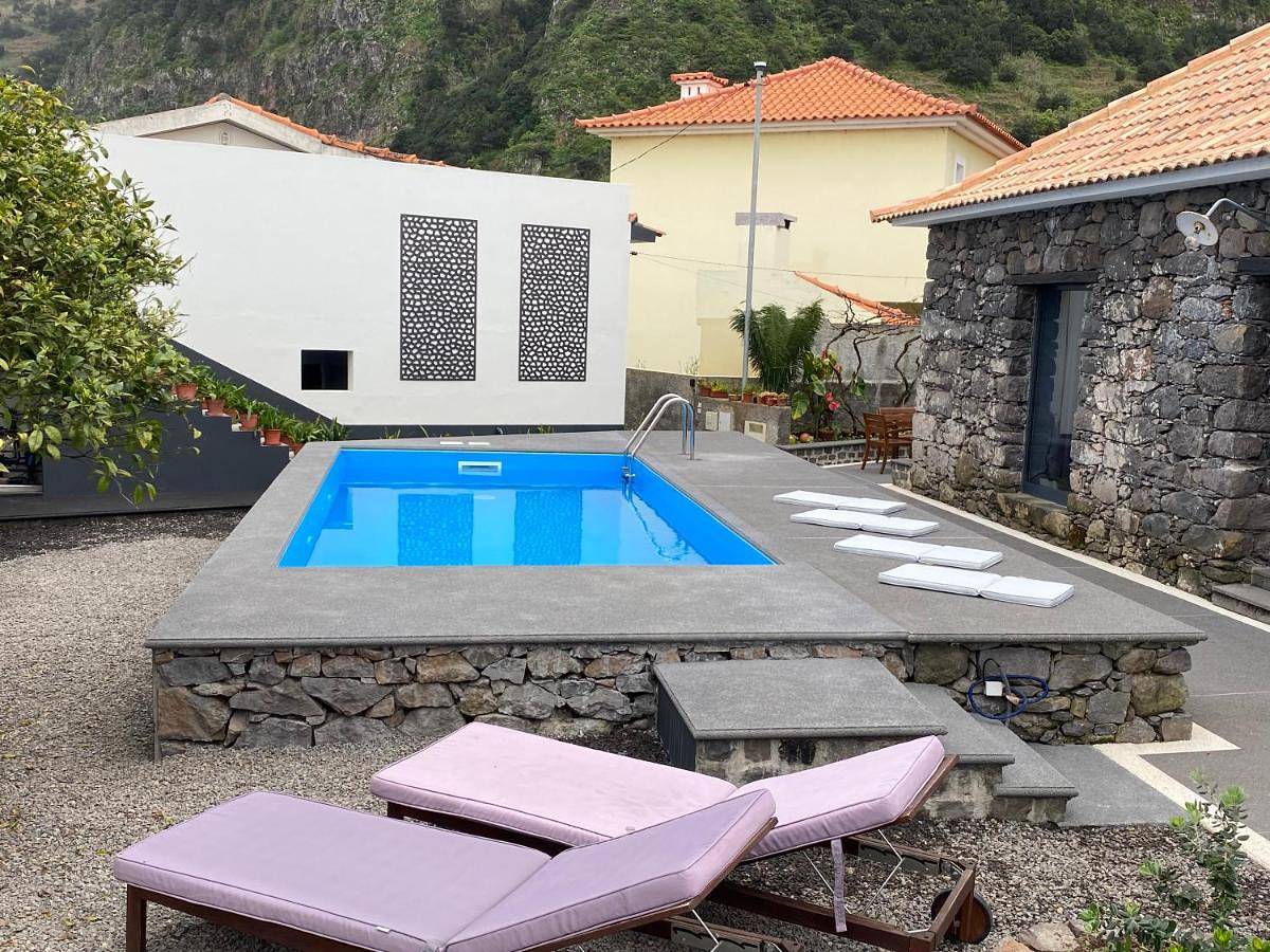 Three-Bedroom Chalet in Ponta Delgada (Madeira), Madeira
