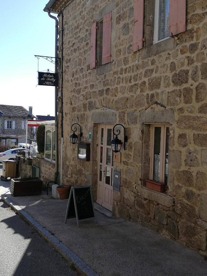 Chambre d’hôte pour 2 personnes, avec terrasse à Gluiras