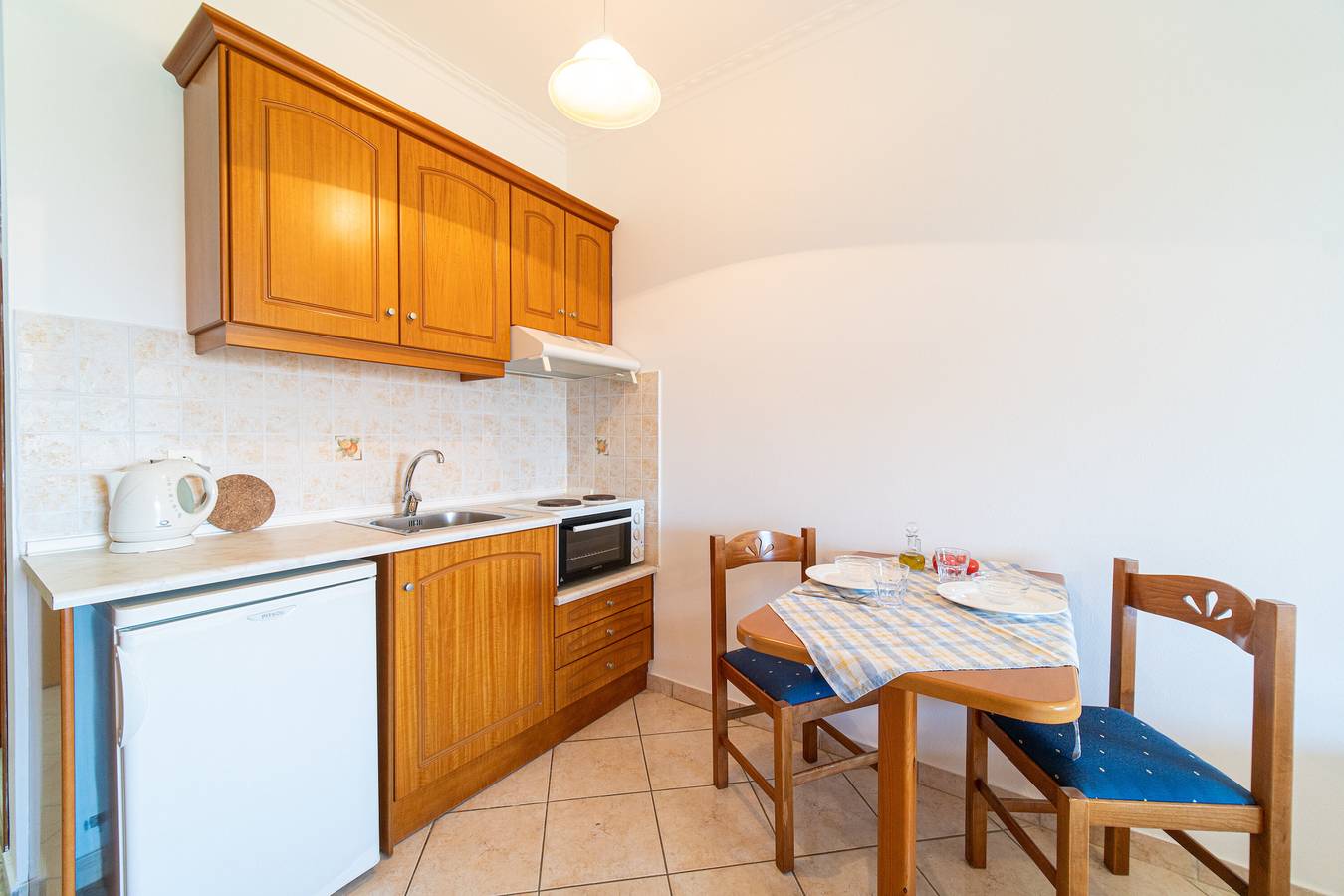 Ganze Wohnung, Ferienwohnung 'Giannis 10' mit Gemeinschaftsgarten, Wlan und Klimaanlage in Arillas Agiou Georgiou, Arillas