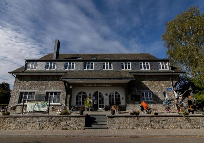 Location de vacances pour 2 personnes, avec Terrasse et Jardin à Rochefort (Wallonie) - 2