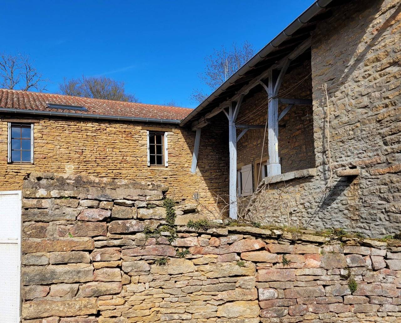Chambres d'hôtes la Halte des Bousseaux - Tilleul in Jalogny, Région de Mâcon