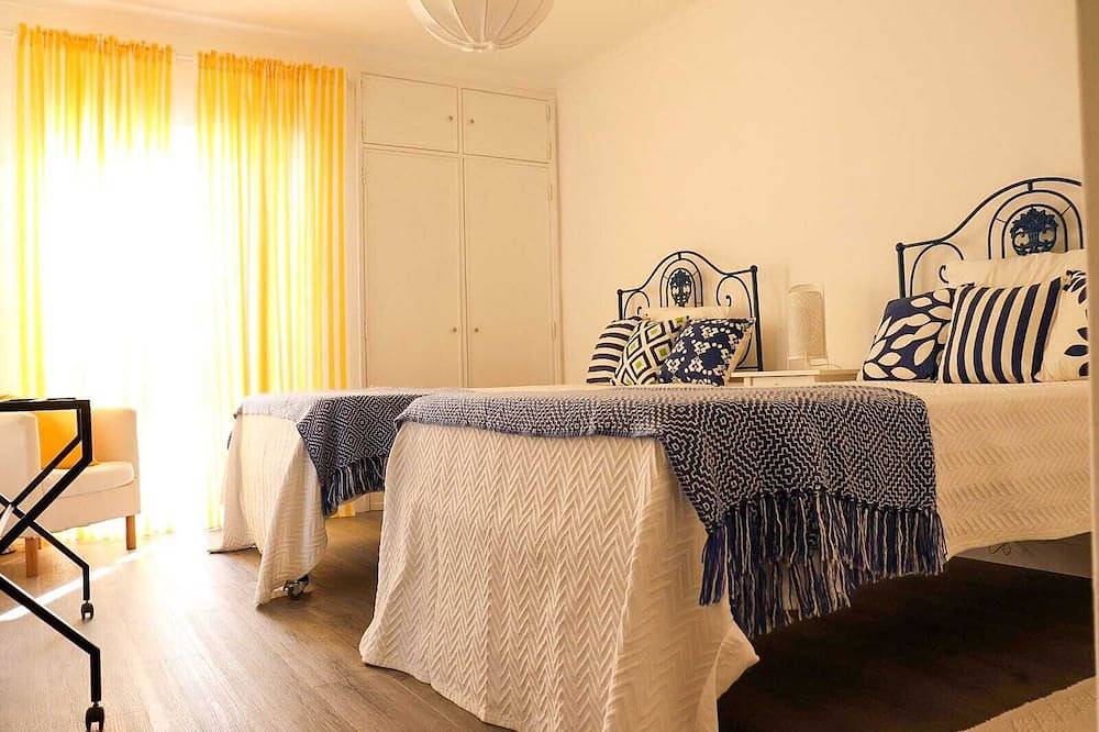 Ganze Wohnung, Cozy&Charming Naz, 350 m from the beach in Praia da Nazaré, Nazaré
