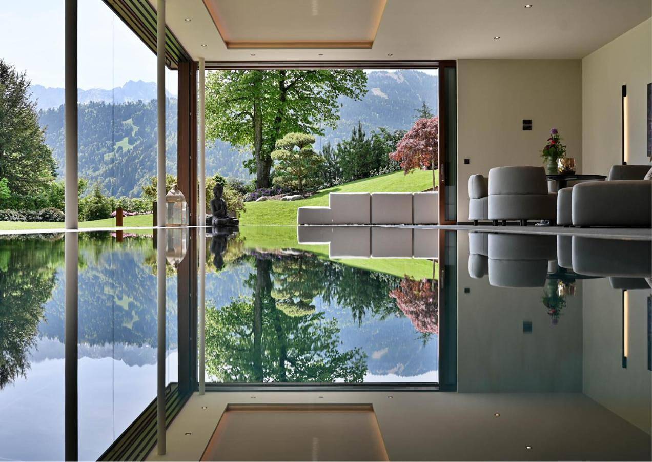 Holiday Home with private pool and mountain view in Garmisch-Partenkirchen, Bayerische Alpen