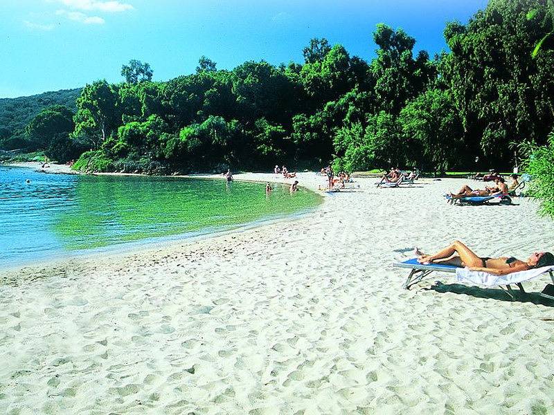 Tritt — Villaggio vacanze sul mare con appartamento per 4 persone in Sardegna in Capo d'Orso, Palau (Sardegna)