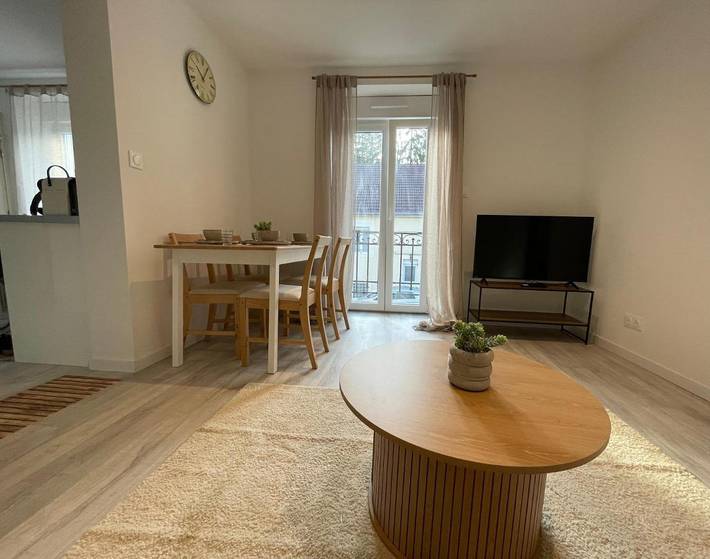 Gîte pour 2 personnes, avec balcon à Contrexéville - 2