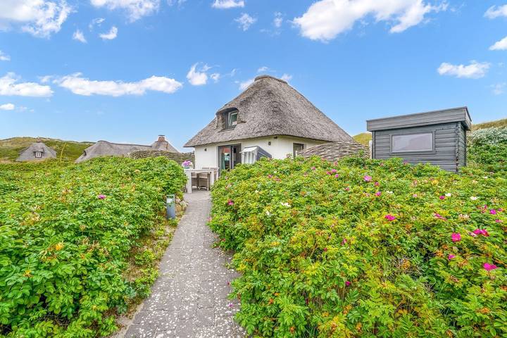 Holiday rental for 2 people, with view and sauna as well as garden, with pets in Sylt