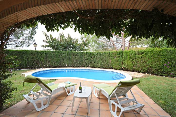 Casa rural para 10 personas, con vistas al lago además de jardín y terraza, Se admiten mascotas en San Pedro Pescador - 4