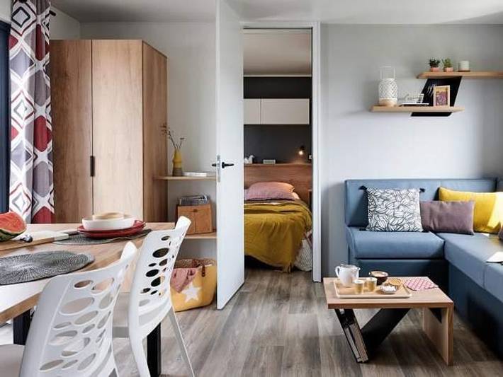 Camping Le Mas des Sédariès - Mobilheim 6 personen - Premium, 3 Schlafzimmer, 2 Bäder, 6 Personen in Westerndorf in Villefort, Cevennen
