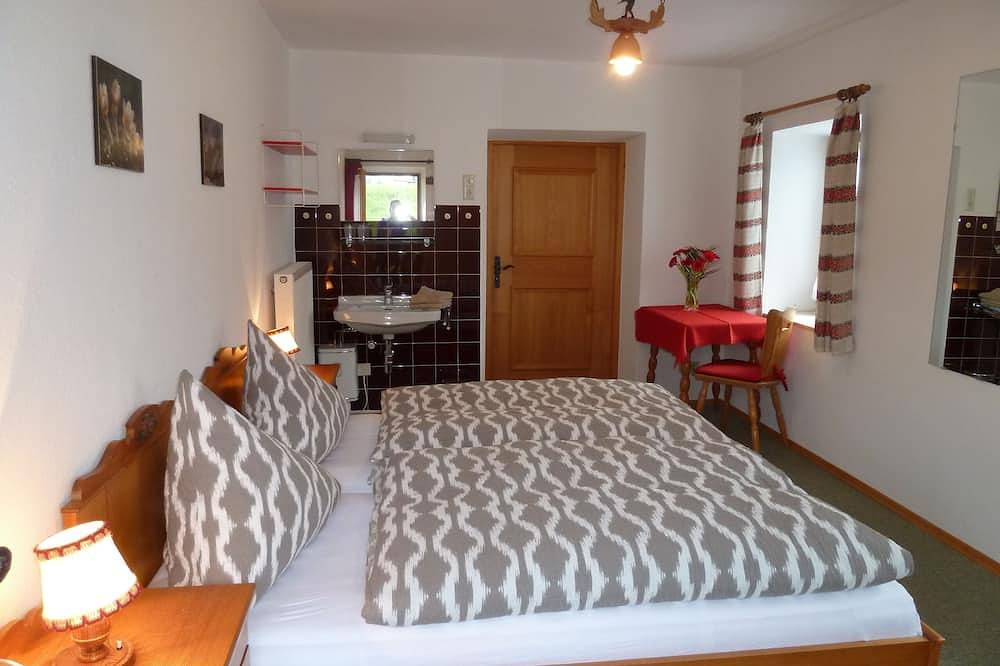 Ganze Wohnung, Ferienwohnung mitten im Grünen in Schönau am Königssee, Berchtesgadener Alpen