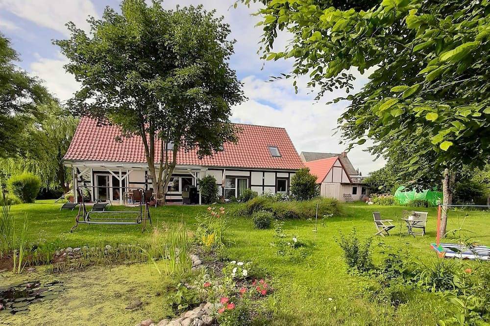 Ganze Wohnung, Ferienwohnung auf dem Honighof - Fewo Honighof in Prebberede, Mecklenburgische Schweiz