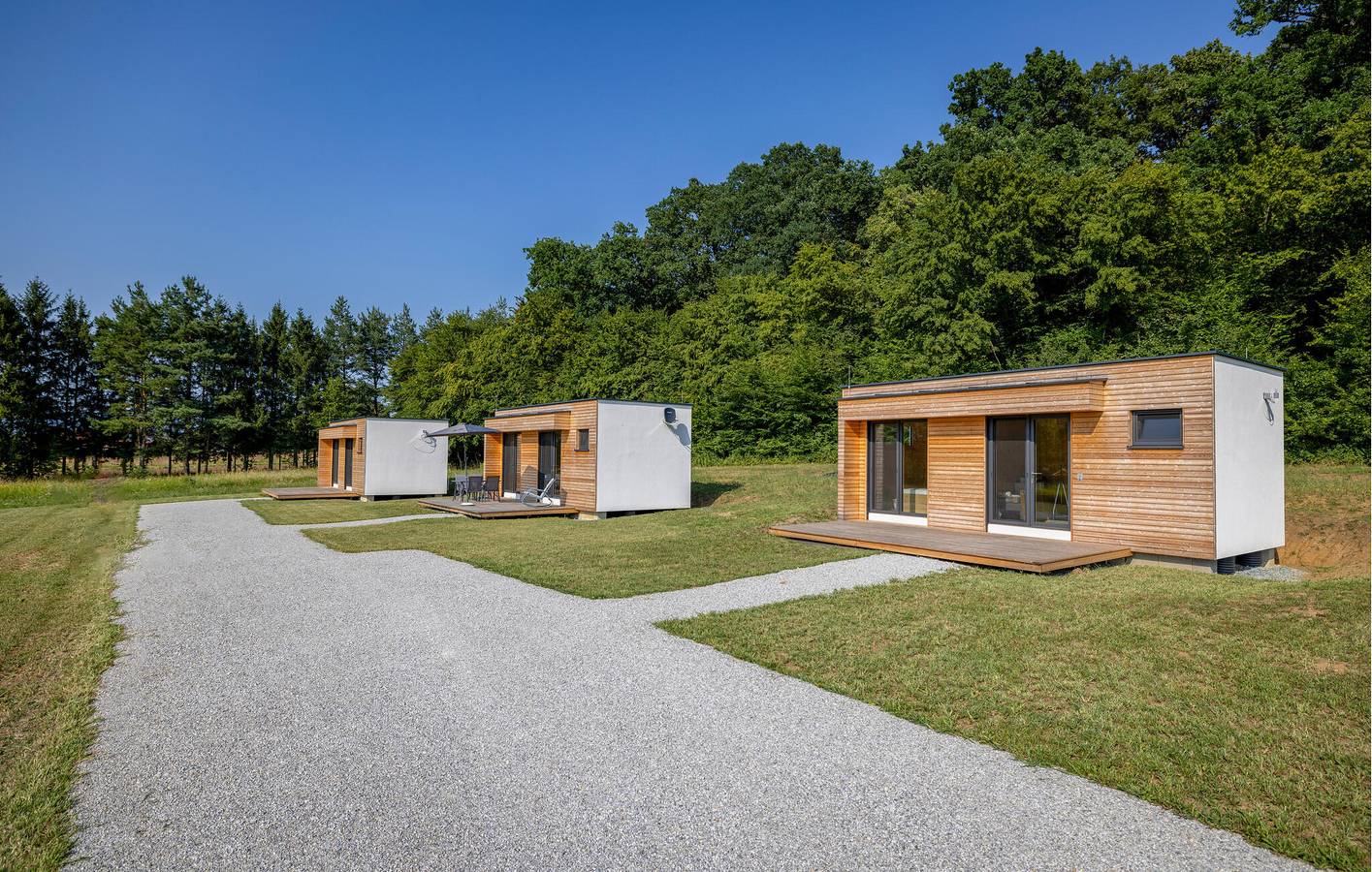 Wohnwagen für 4 Personen mit Terrasse in Südburgenland