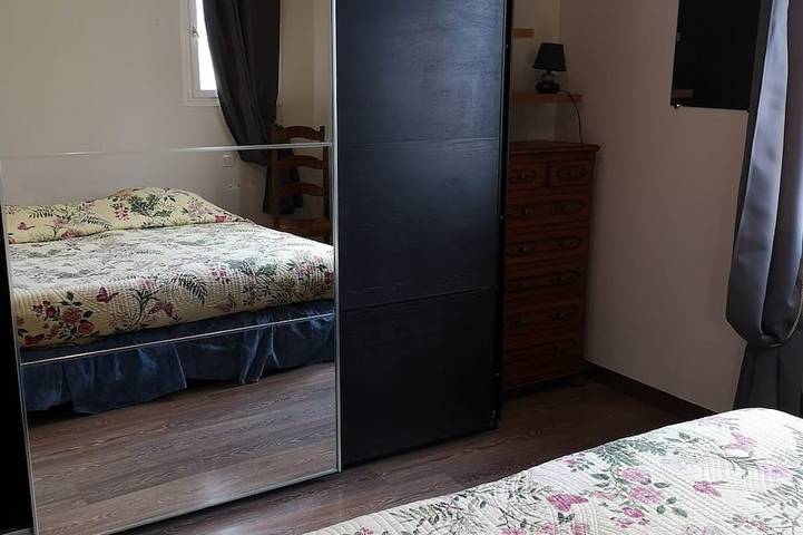 Location de vacances pour 10 personnes, avec terrasse ainsi que jacuzzi et jardin à Saint-André-d'Allas - 3