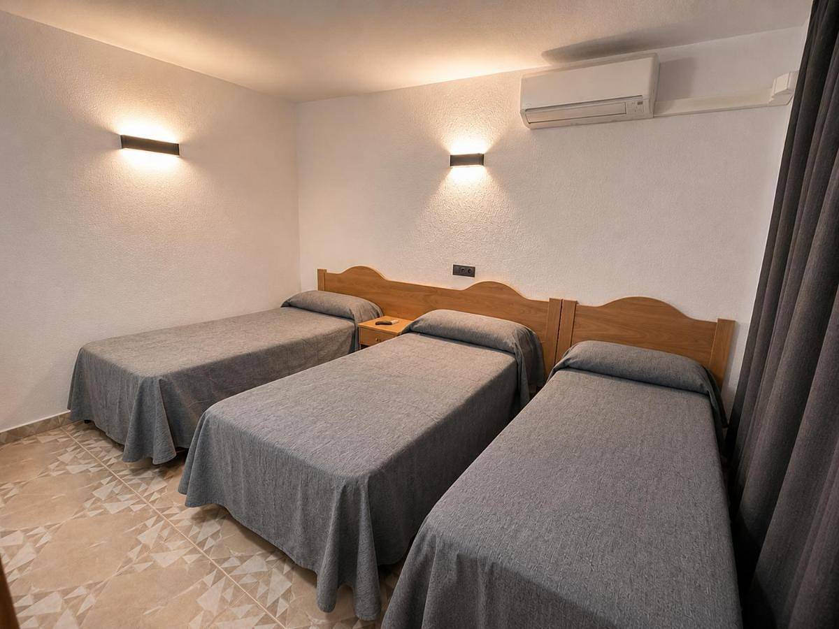 Hostal Goyma Ii in San Fernando de Henares, Área Metropolitana de Madrid