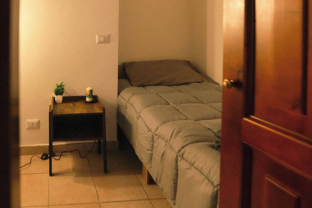 Entire apartment, Domus Rustica in Tivoli, Rome Province