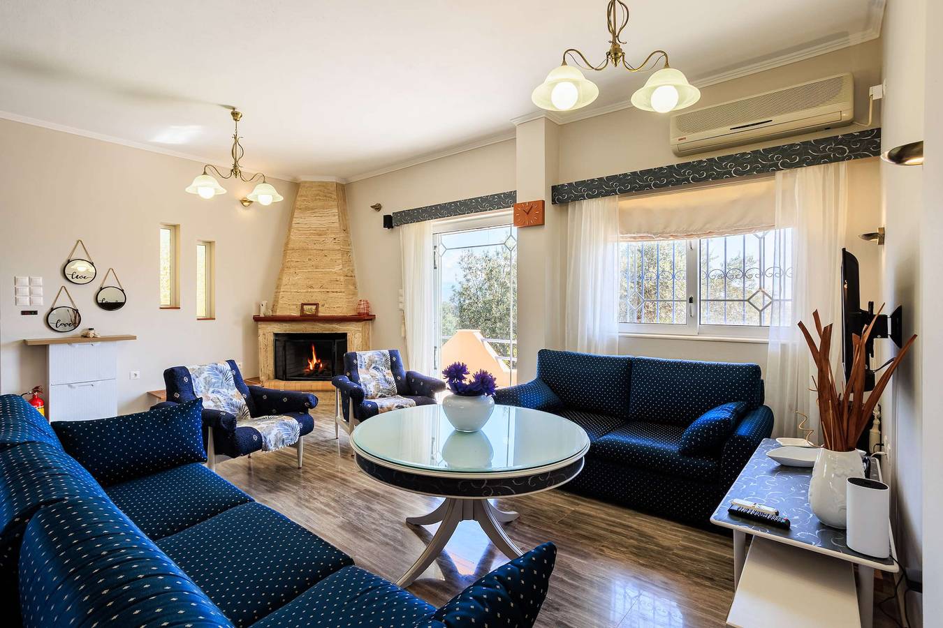 Ferienhaus für 6 Personen mit Balkon/Terrasse in Oreas Elenis, Korinthia