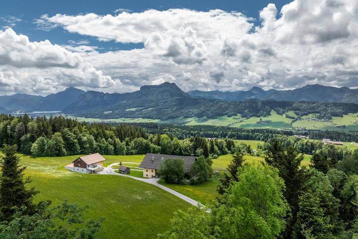 Gîte pour 4 personnes, avec Balcon ainsi que Terrasse et Vue à Thalgau