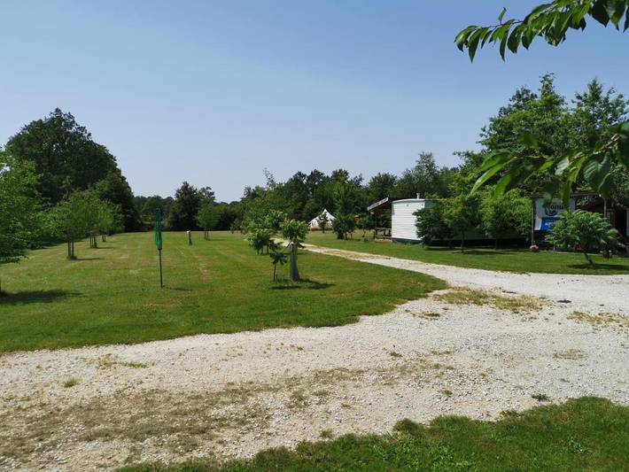 Maison d’hôte pour 5 personnes, avec vue ainsi que jardin et piscine en Dordogne - 4