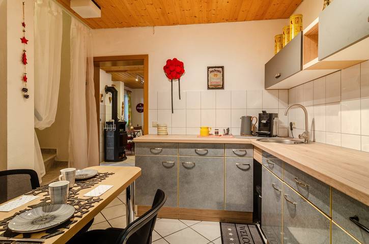 Ganze Wohnung, Studio-Apartment 'Schwarzwald Nescht Triberg' mit Bergblick, Gemeinschaftsterrasse & Wlan in Triberg, Südschwarzwald