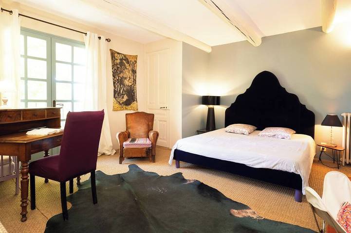 Location de vacances pour 13 personnes, avec jacuzzi et jardin à Sarrians - 2