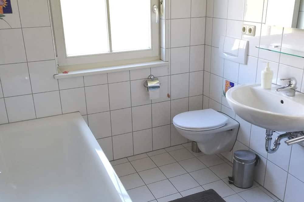Ferienhaus Peter Einfamilienhaus mit Terrasse 120qm in Prien, Prien am Chiemsee
