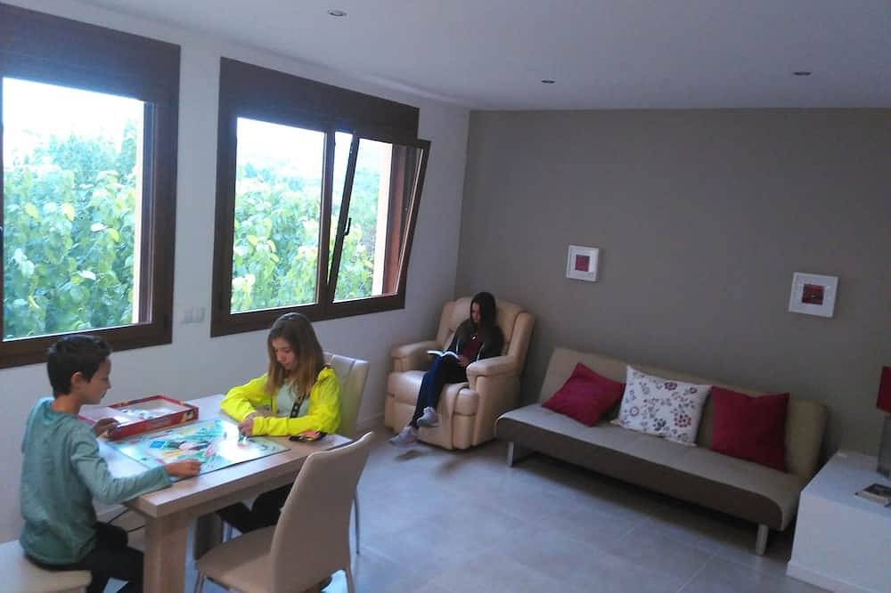Appartement entier, Cal Jordi Fulleda. Appartement, nouveau légalisée, spacieux et confortable in Fulleda, Costers del Segre