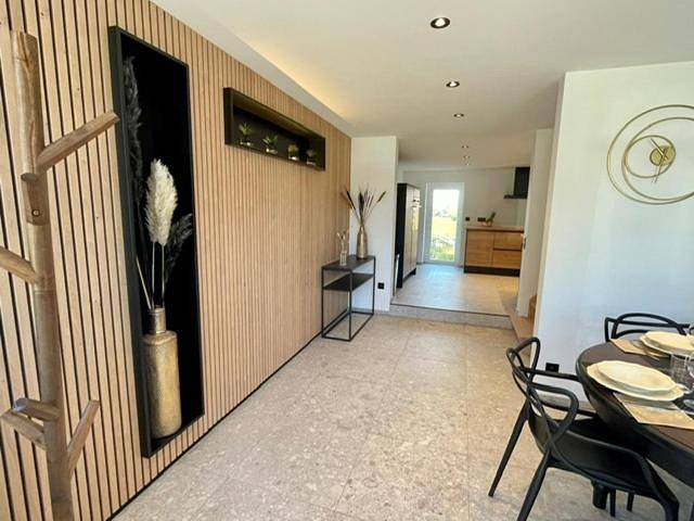 Location de vacances pour 5 personnes, avec Terrasse ainsi que Jardin et Vue à Thimister-Clermont