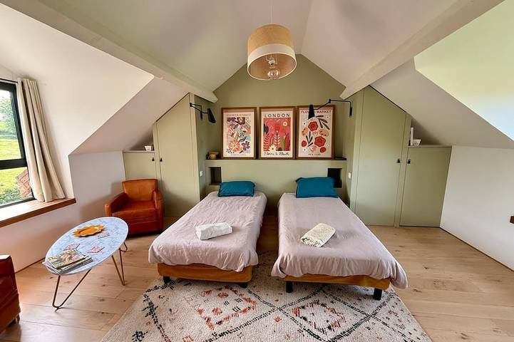 Location de vacances pour 7 personnes, avec Jacuzzi ainsi que Terrasse et Jardin à Saint-Bonnet-de-Joux - 2