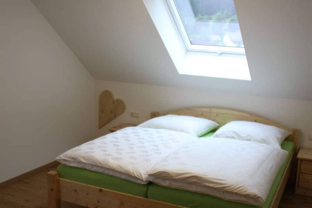 Ganze Wohnung, Mitten in der Natur gelegene Ferienwohnung Albpartments Koch in Meßstetten, Neckar-Alb