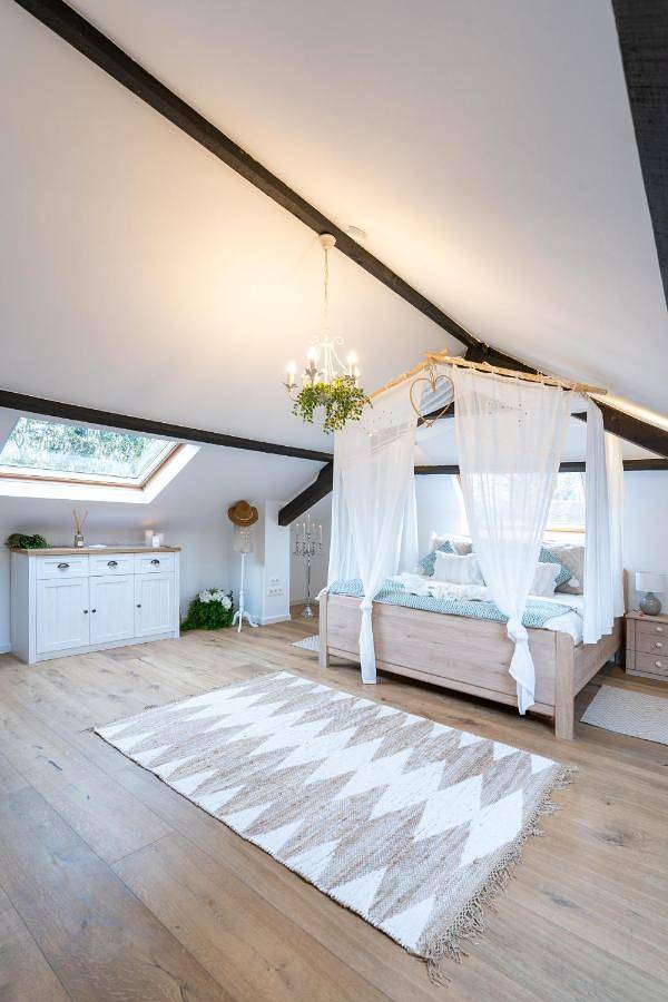 Maison d’hôte pour 4 personnes, avec jardin ainsi que vue et sauna, animaux acceptés