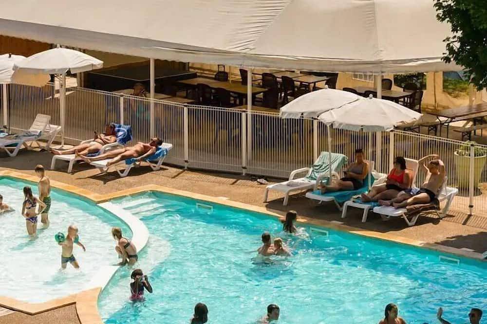 Camping für 5 Personen in Clairvaux-les-Lacs, Jura