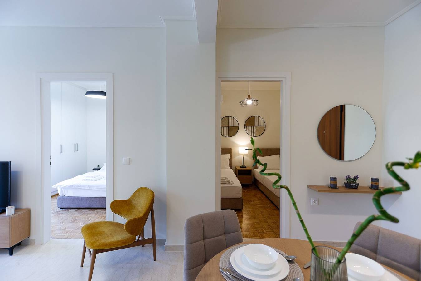 Ganze Wohnung, Modern 2-Bedroom Apartment in Downtown Glyfada in Glifada, Süd-Athen