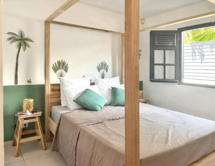 Villa pour 6 personnes, avec terrasse ainsi que jardin et piscine à Saint-Pierre (ville) - 3