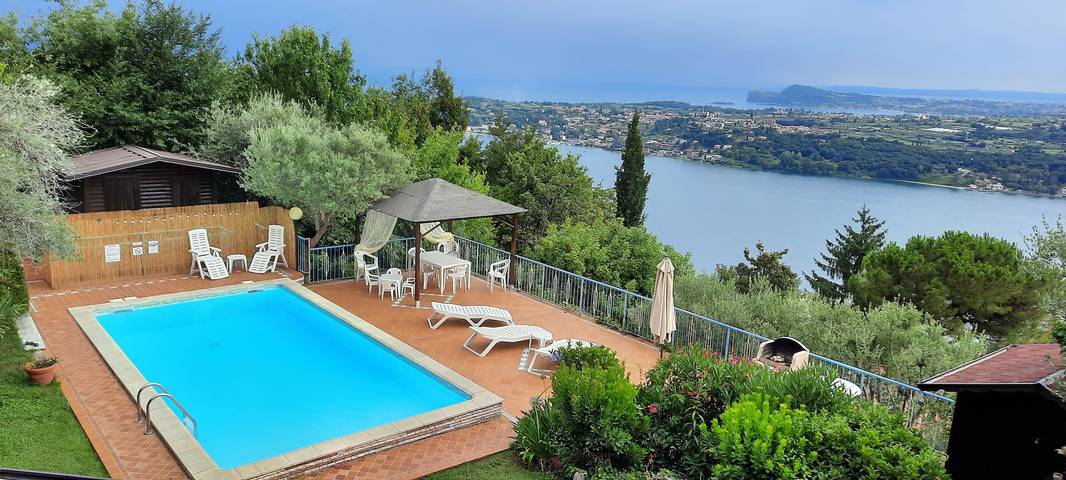 Ferienwohnung für 6 Personen, mit Garten und Seeblick sowie Terrasse - 1