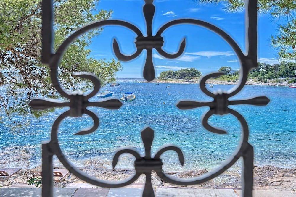Casa vacanza a Isola di Lesina a partire da 937€ a notte