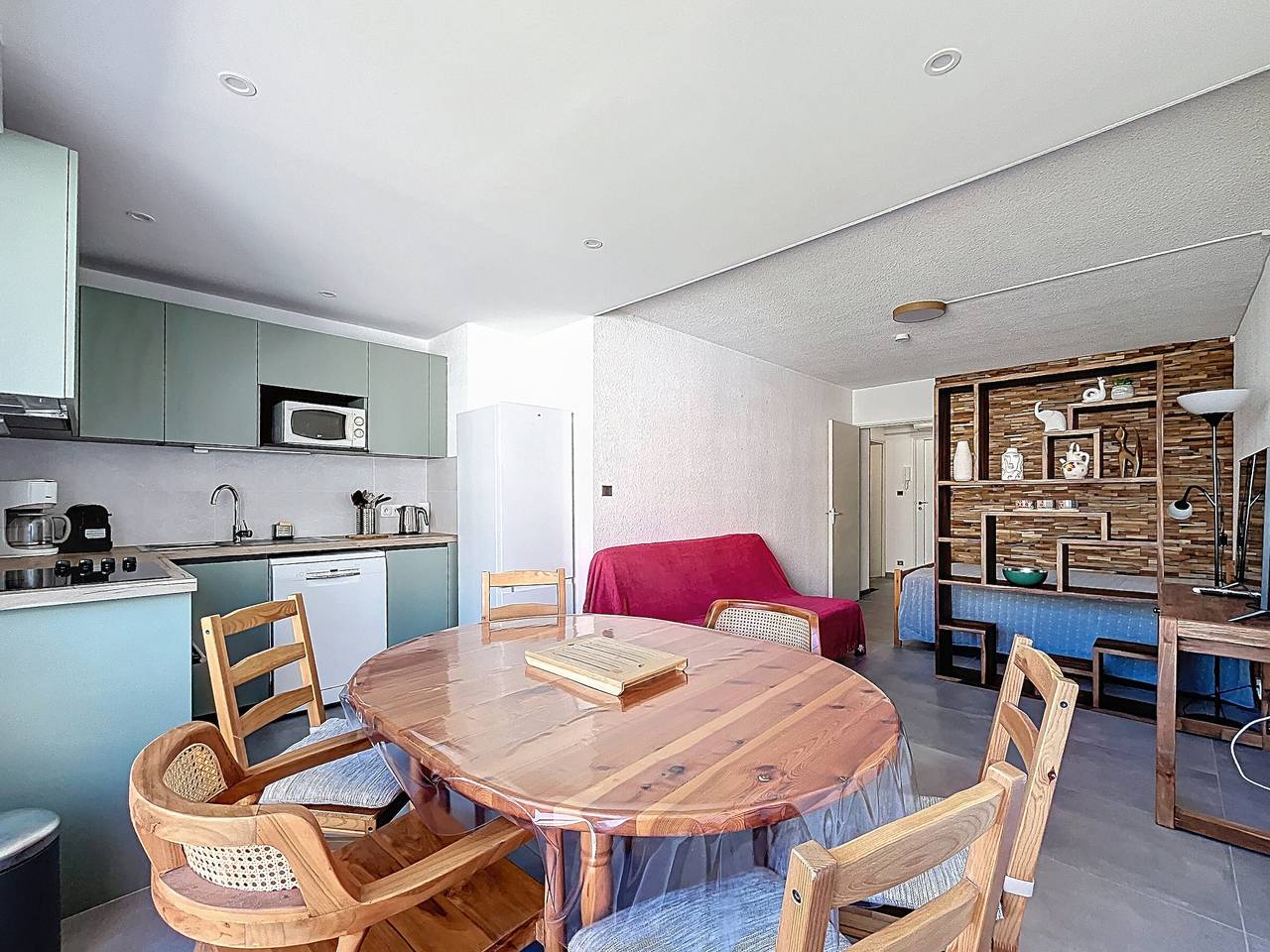Apartamento entero, F2 Cabina con Parking, Lavadora, Lavavajillas, Tv in Carnon-Plage, Mauguio