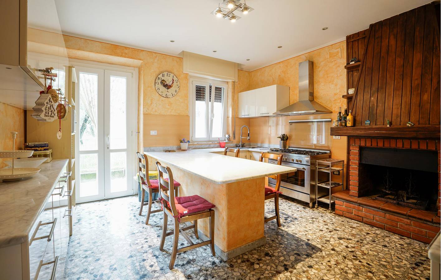 Ganze Ferienwohnung, Gemütliche Wohnung mit Parkhaus, Klimaanlage, Internet - Bargecchia LU 1km in Massarosa, Italienische Riviera