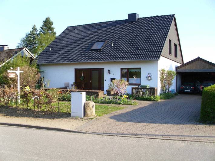Ferienwohnung für 4 Personen, mit Seeblick und Garten sowie Terrasse, kinderfreundlich in Rathjensdorf
