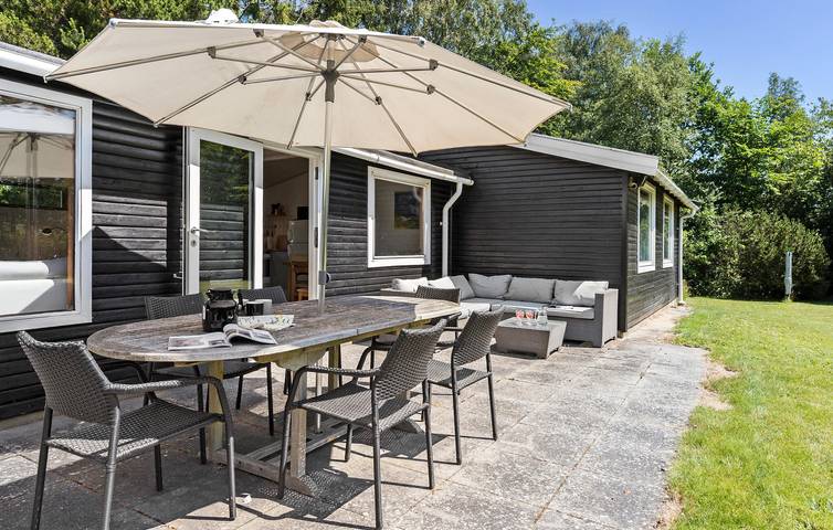 Ferienhaus für 10 Personen mit Terrasse in Gilleleje, Kattegat Küste