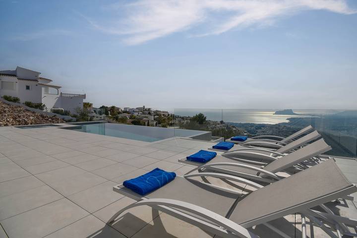 Villa für 8 Personen, mit Garten und Balkon sowie Pool, kinderfreundlich in Poble Nou de Benitatxell - 3