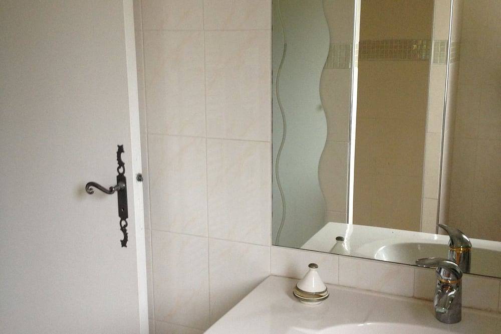 Freistehendes Haus 2 Schlafzimmer 2 Bäder in Sanary-sur-Mer, Mittelmeerküste (Frankreich)