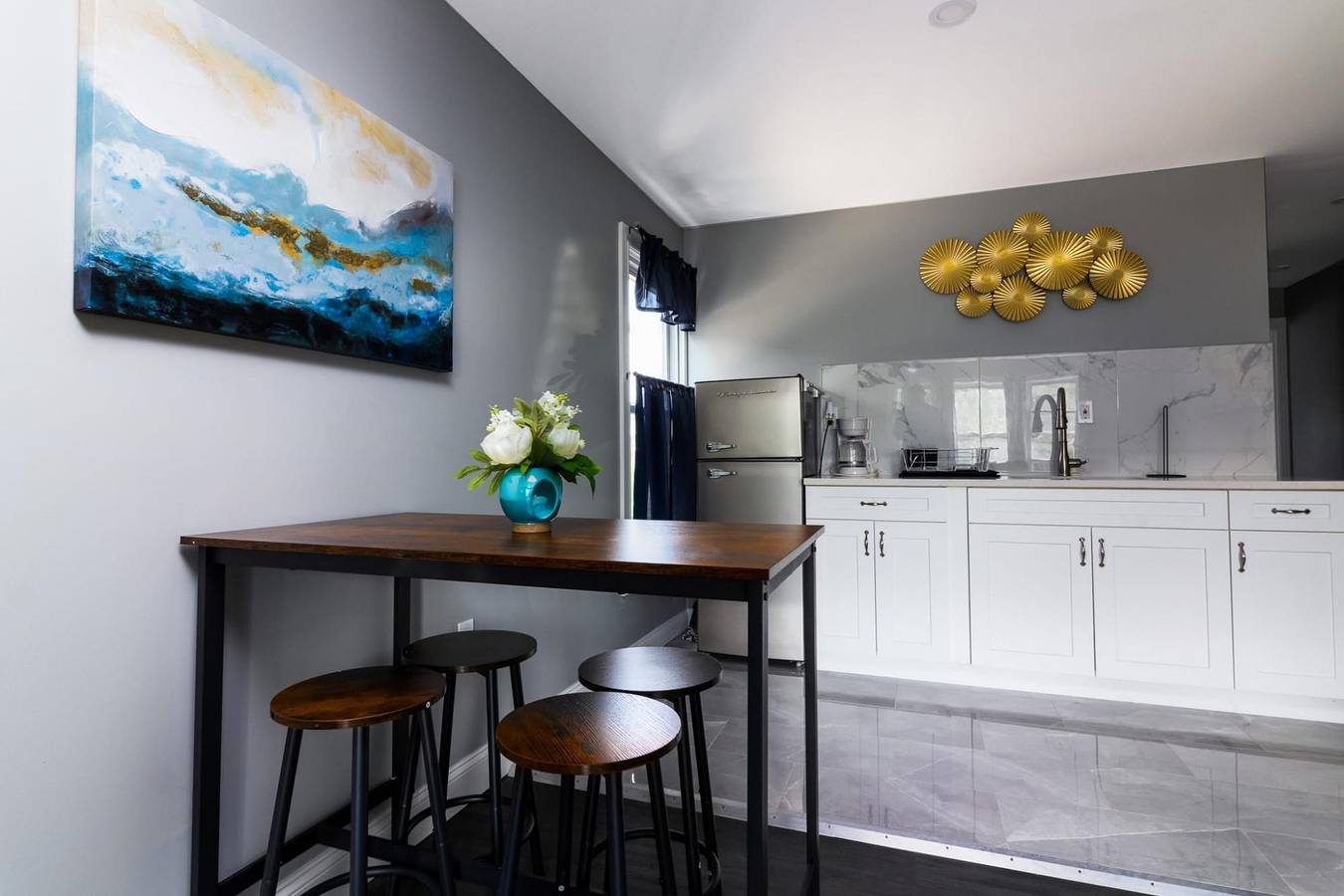 Apartamento entero, Quaint 1 Bedroom Apartment  Sleeps 4 in Cataratas del Niagara (Nueva York), Condado de Niágara