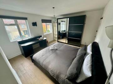 Gîte pour 2 personnes, avec jardin dans Surbiton