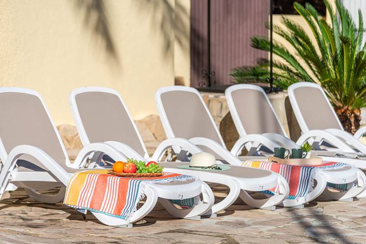 Casa rural para 16 personas, con terraza y jardín en Teulada - 4