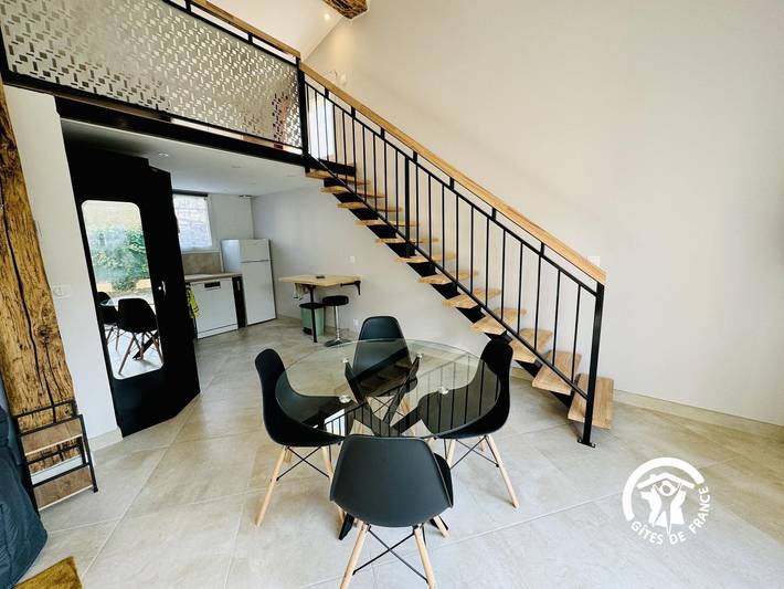 Gîte pour 2 personnes, avec jardin, animaux acceptés