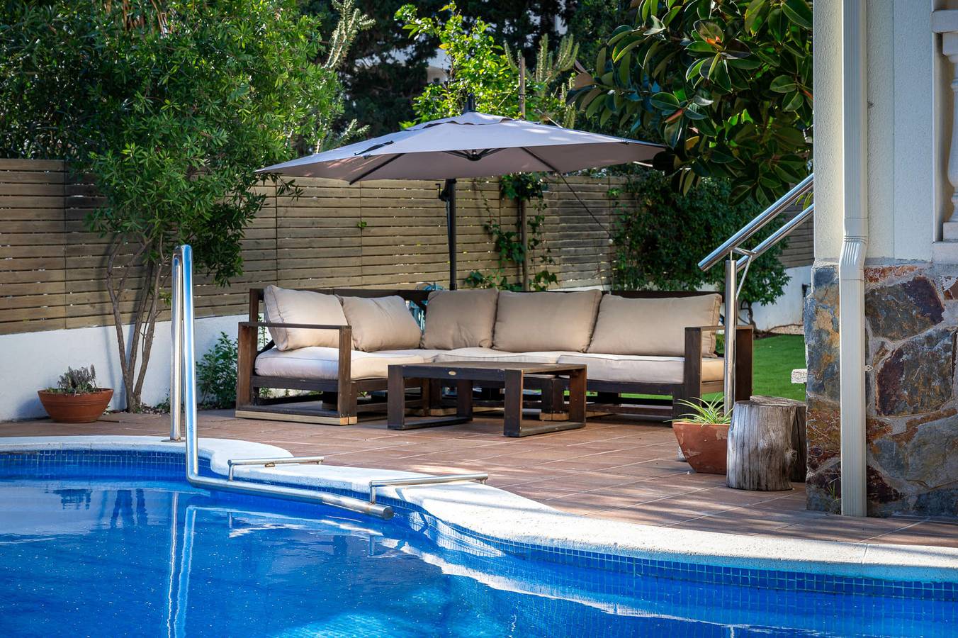 At012 Menta: Casa con piscina privada a 250 m de la playa in Torredembarra, Costa Dorada