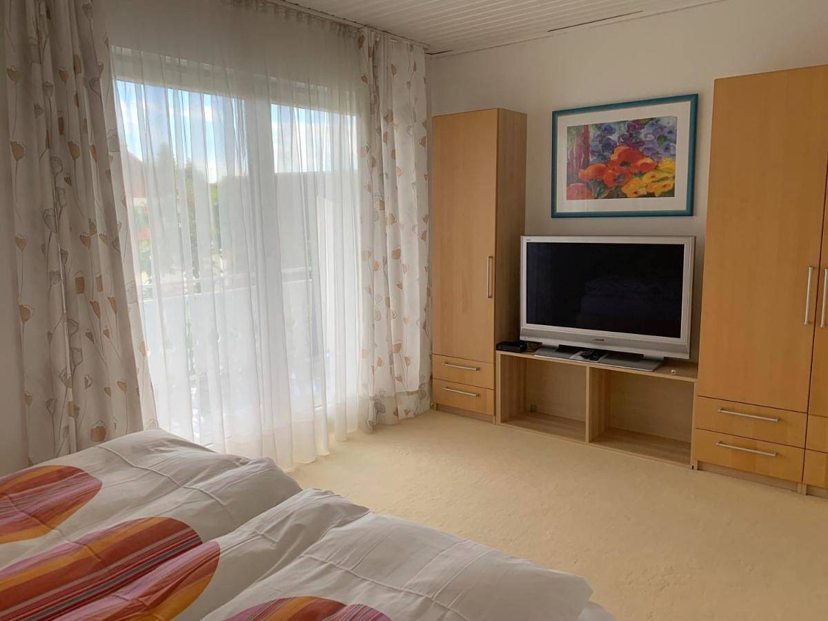 Ganze Ferienwohnung, Schöne Zimmer im Zentrum Leben in Offenburg, Mittlerer Schwarzwald