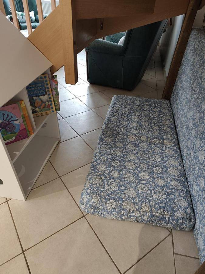 Appartement entier, Two-Bedroom House in Bourg-Fidèle, Parc naturel régional des Ardennes